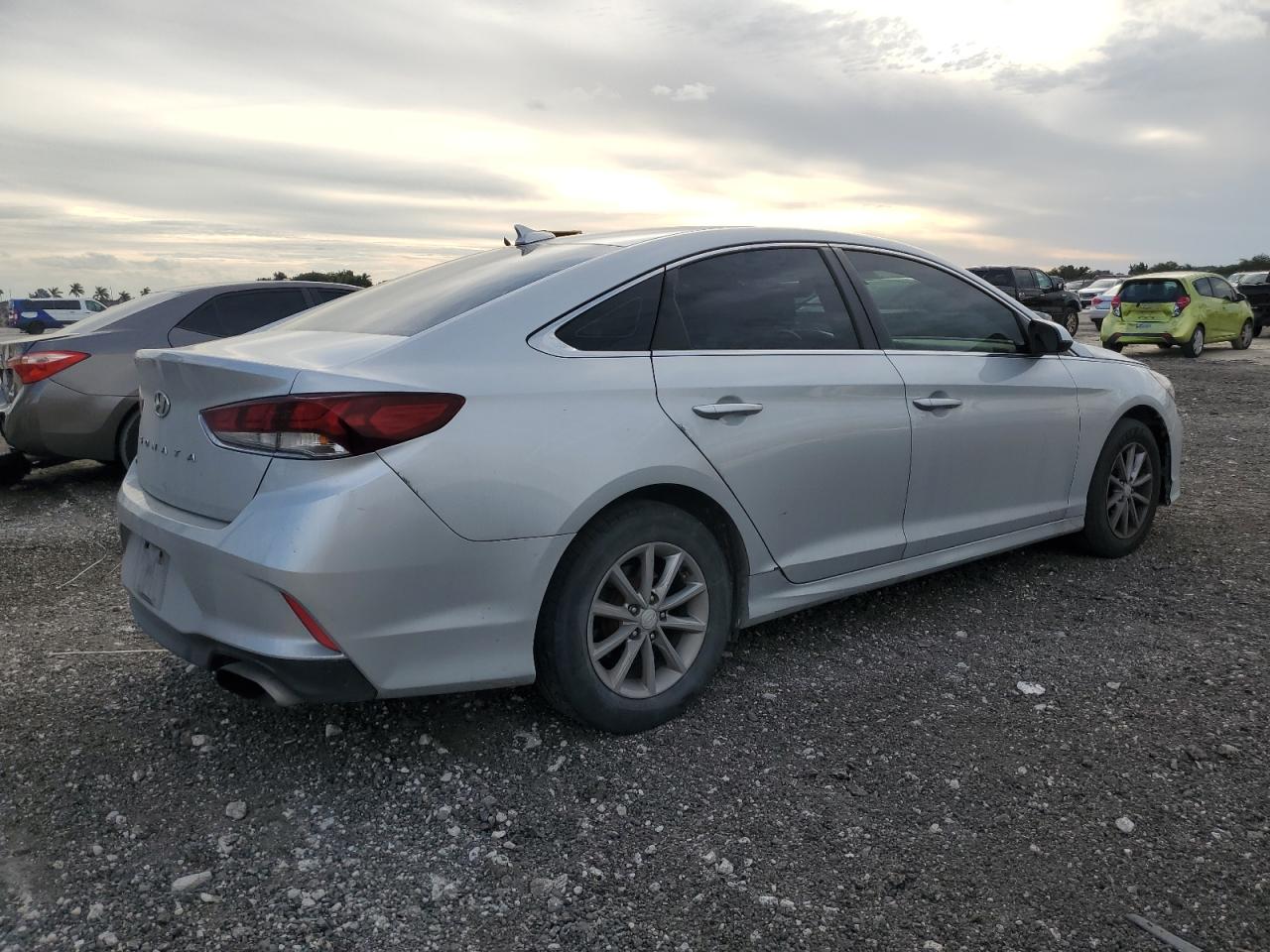 5NPE24AF4KH773487 2019 Hyundai Sonata Se