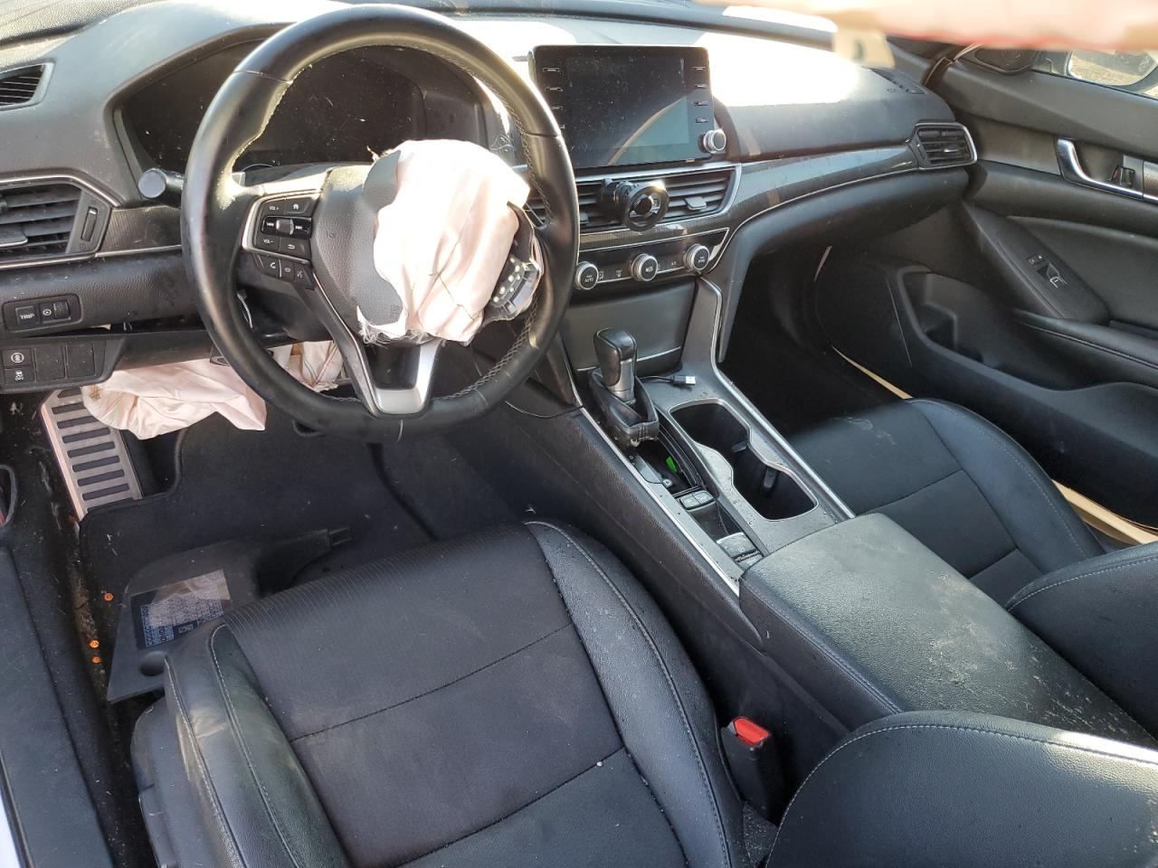 1HGCV1F37KA086492 HONDA ACCORD 2019