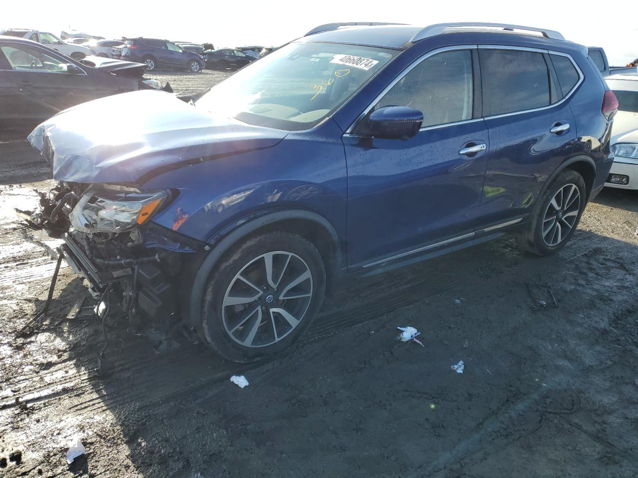 JN8AT2MV8JW326905 NISSAN ROGUE 2018