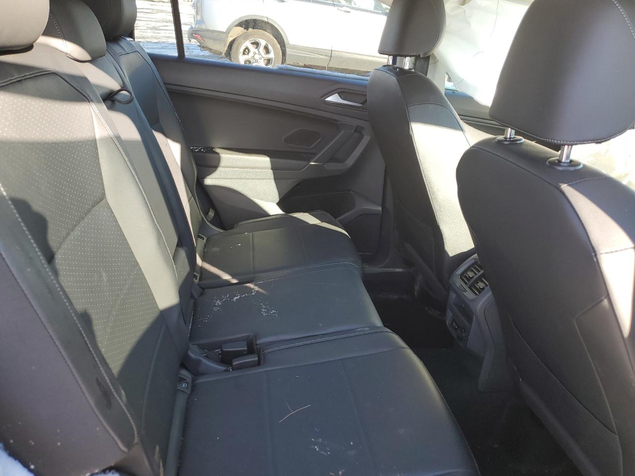 3VV3B7AXXLM128793 2020 Volkswagen Tiguan Se