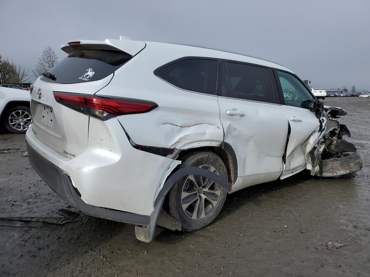 5TDHZRBH5NS567180 TOYOTA HIGHLANDER 2022