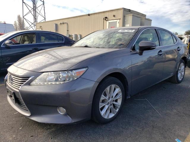 2014 Lexus ES 300h 