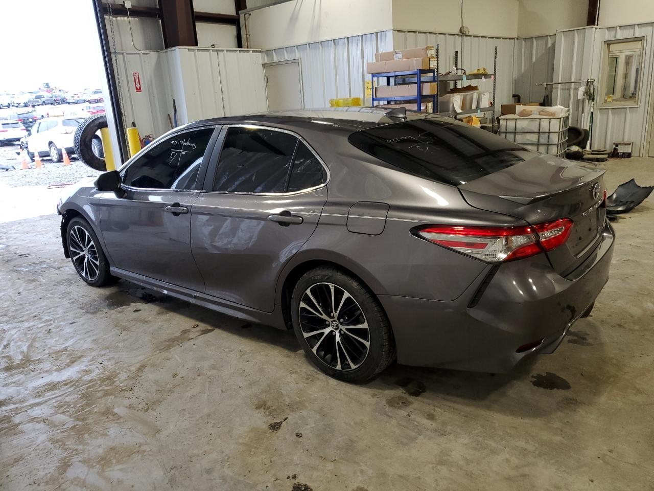 4T1B11HK4KU833521 TOYOTA CAMRY 2019