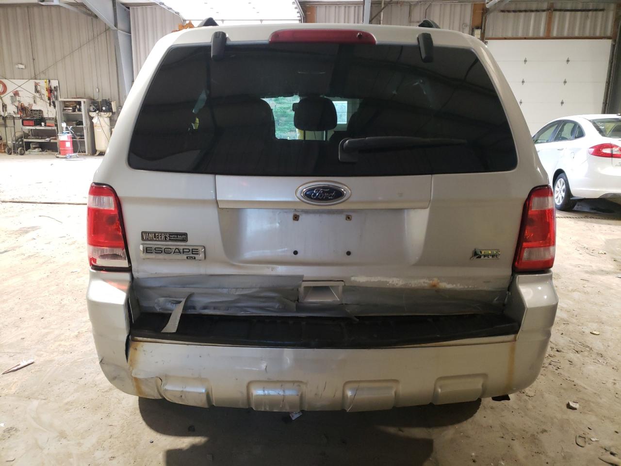 1FMCU9DGXAKC52336 2010 Ford Escape Xlt