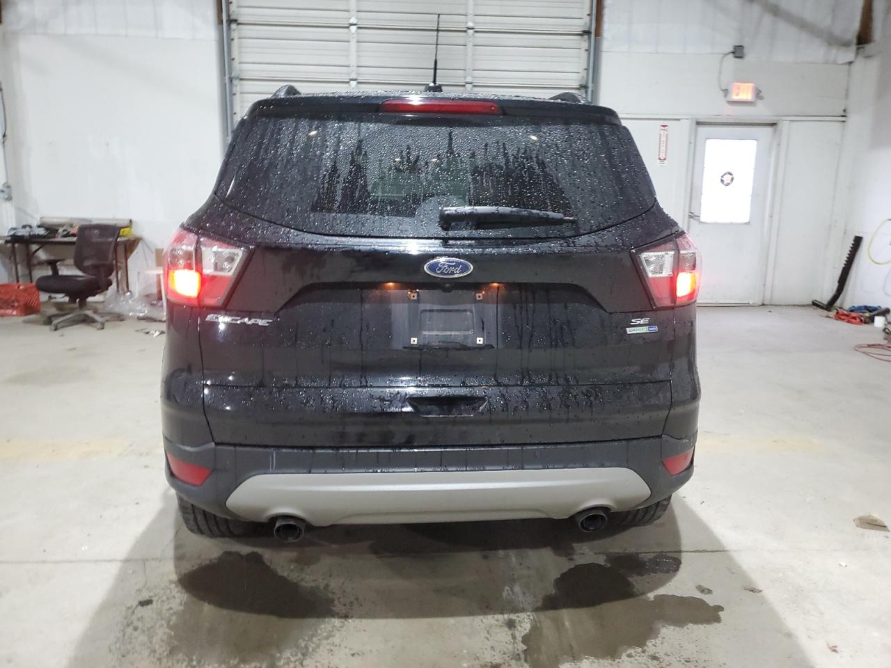 1FMCU9G92HUB77112 FORD ESCAPE 2017