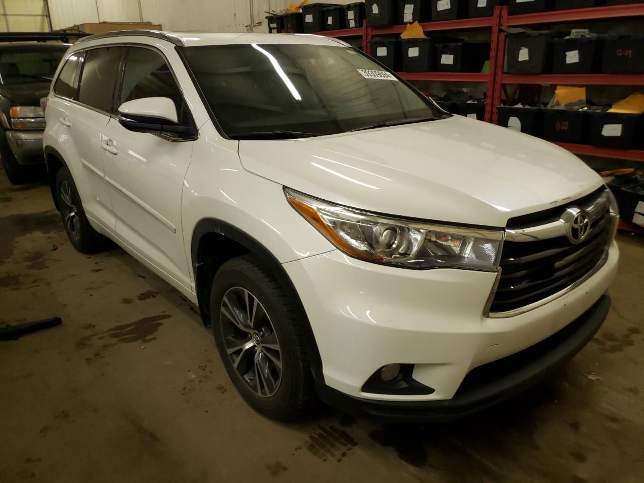 5TDJKRFH1GS290806 TOYOTA HIGHLANDER 2016