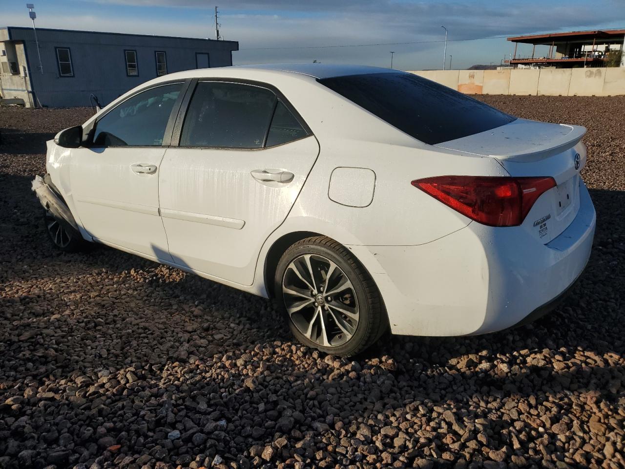2T1BURHE0JC011802 TOYOTA COROLLA 2018