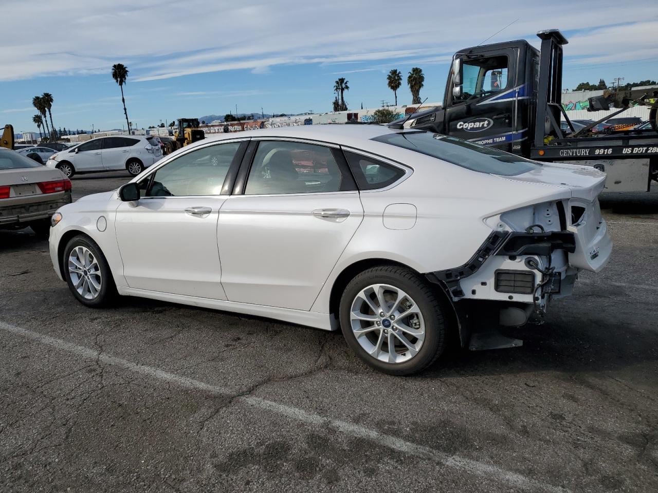 3FA6P0SU7KR173996 FORD FUSION 2019
