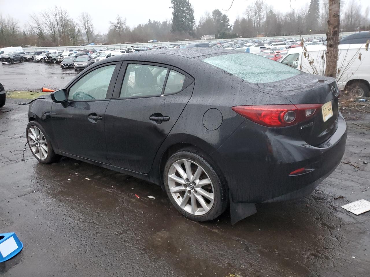 JM1BN1V7XH1108623 MAZDA 3 2017