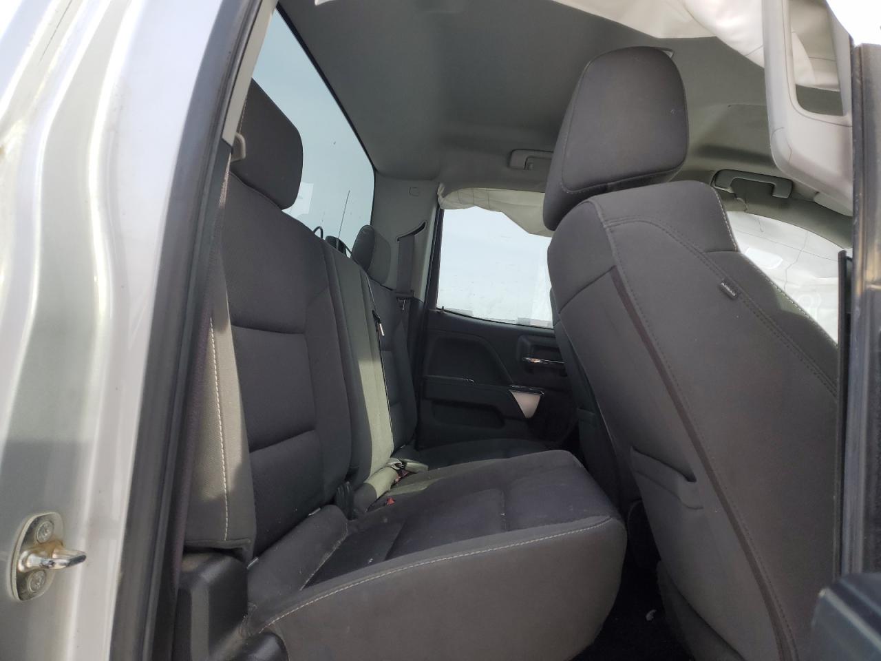 1GCVKREC3HZ174045 CHEVROLET All Models 2017