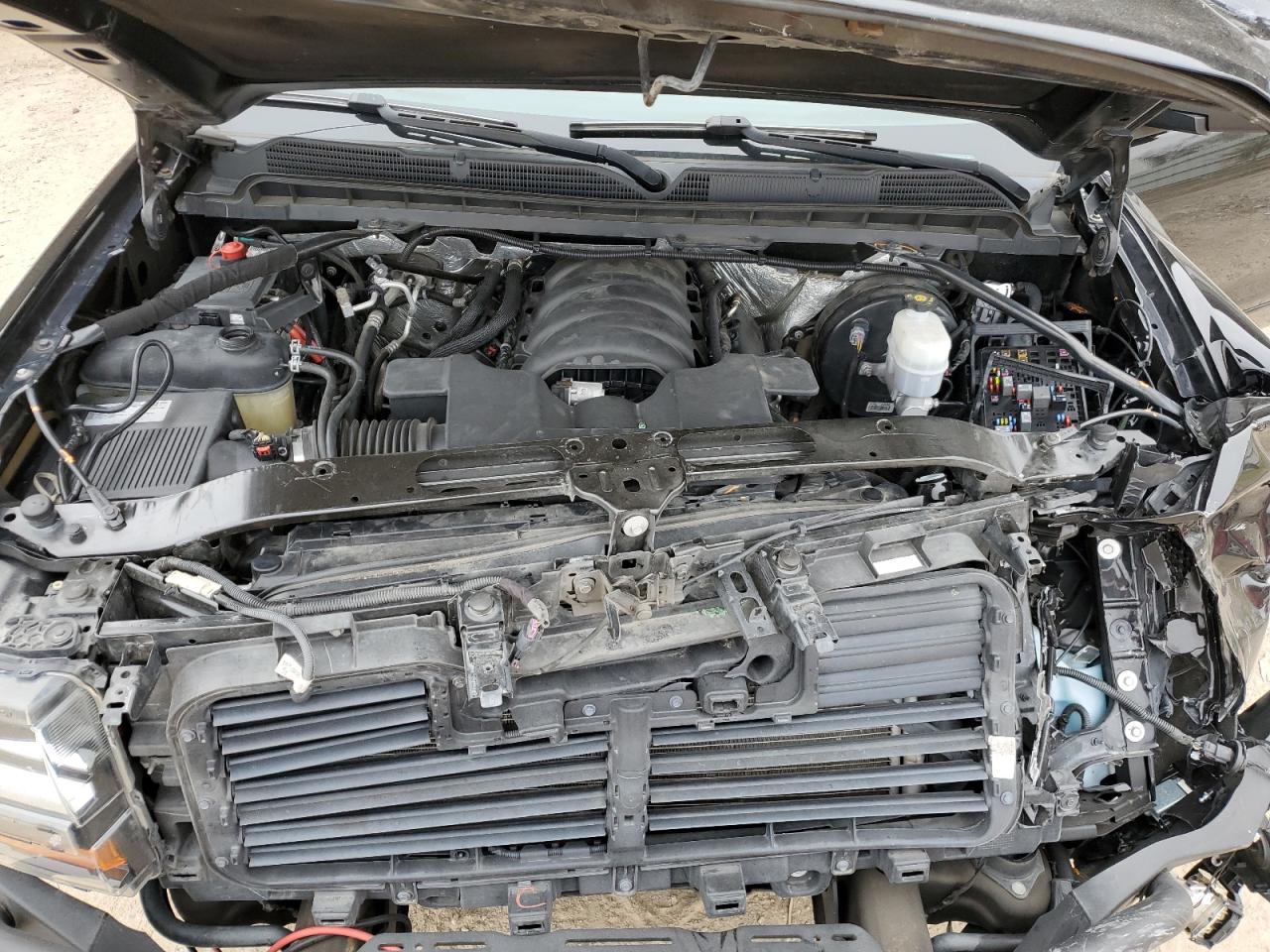 3GCUKRECXJG210430 CHEVROLET ALL Models 2018