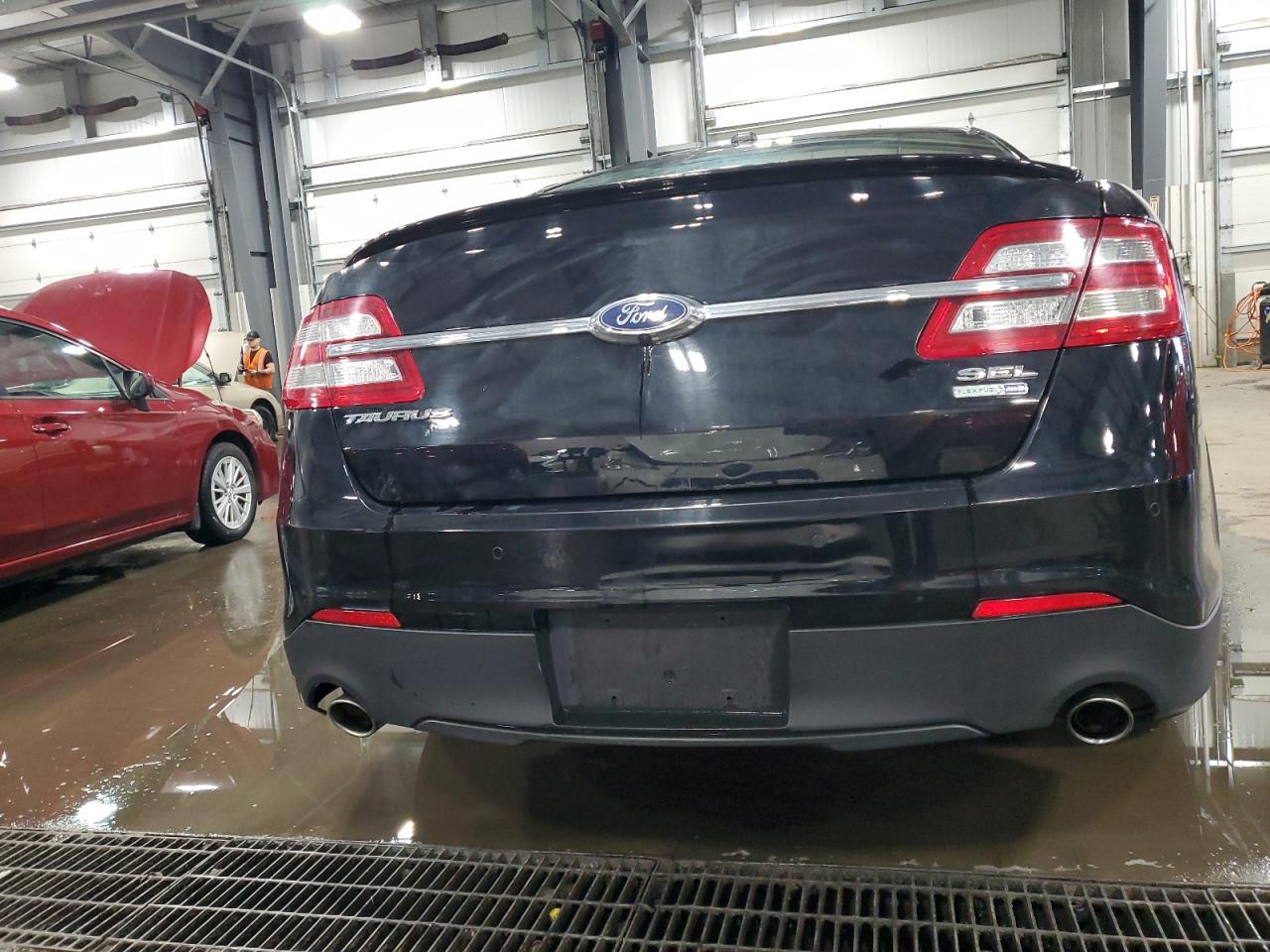 1FAHP2H87JG127928 FORD TAURUS 2018
