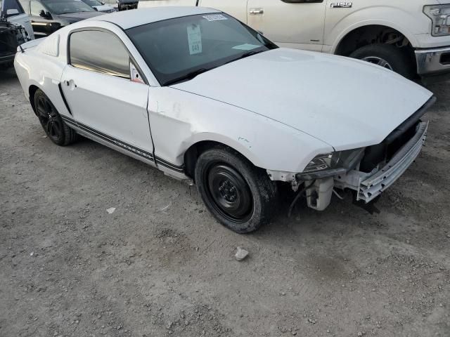 Image 4 of 2014 Ford Mustang salvage vehicle - Lot #39137814 at Copart