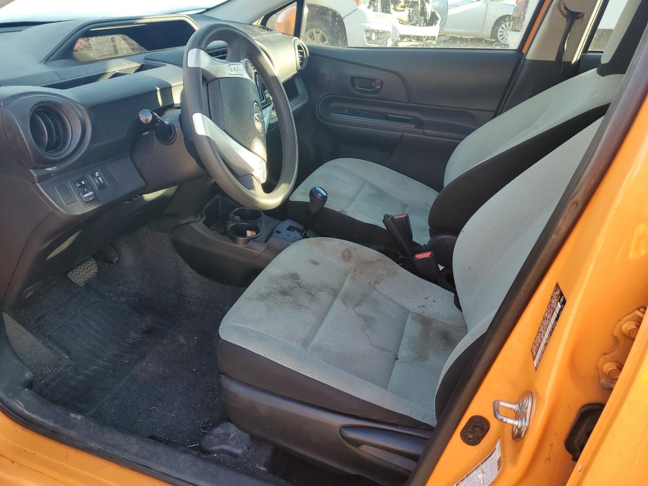 JTDKDTB37G1131971 TOYOTA PRIUS 2016