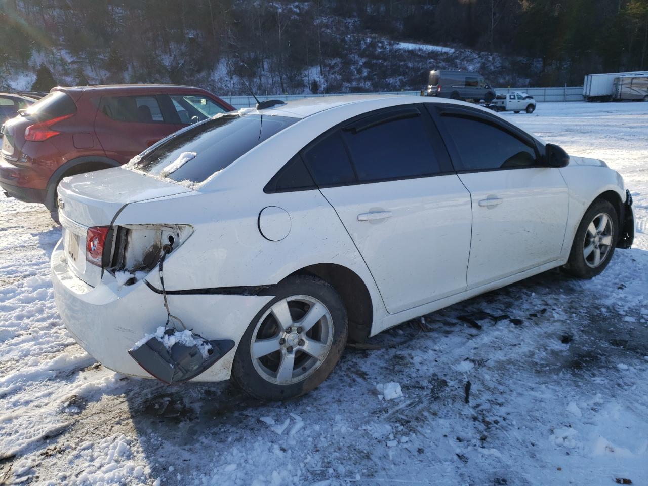 1G1PC5SH3G7167565 CHEVROLET CRUZE 2016
