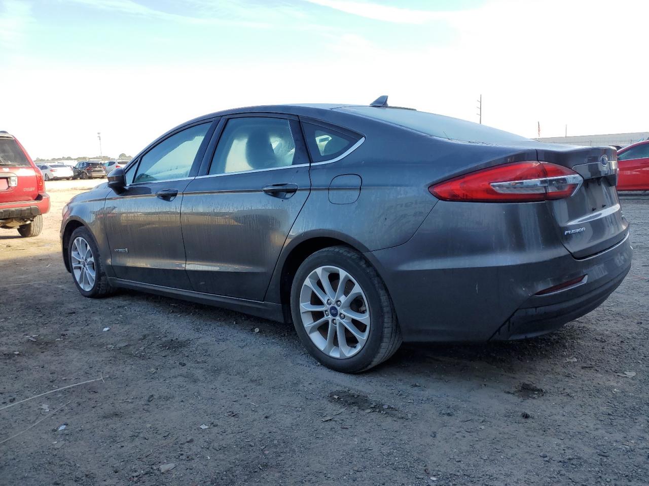 3FA6P0LU0KR210739 FORD FUSION 2019
