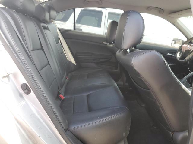 2010 Honda Accord - Image 10