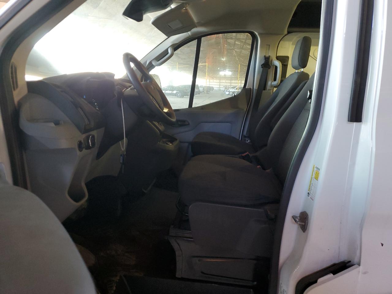 1FTYE2YM3JKA13693 FORD TRANSIT 2018