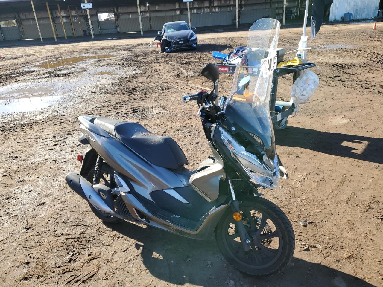 RLHKF300XKY001797 2019 Honda Ww150