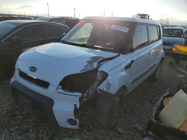 2011 Kia Soul + VIN: KNDJT2A21B7286474 Lot: 40295014