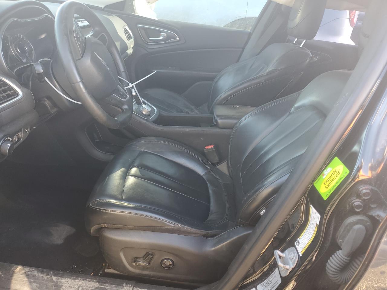 1C3CCCAB7HN506952 2017 Chrysler 200 Limited