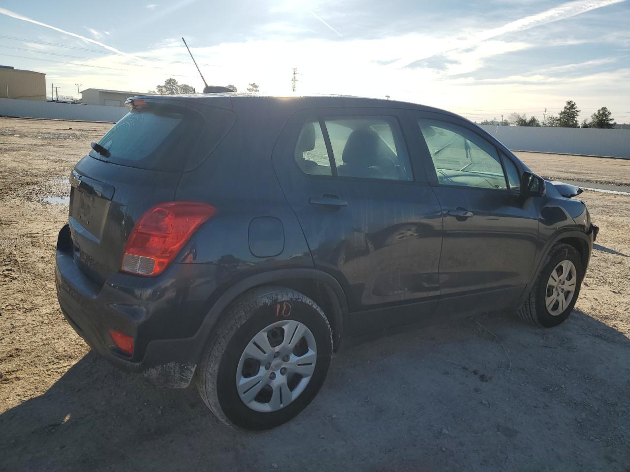 3GNCJKSB6JL171545 CHEVROLET TRAX 2018