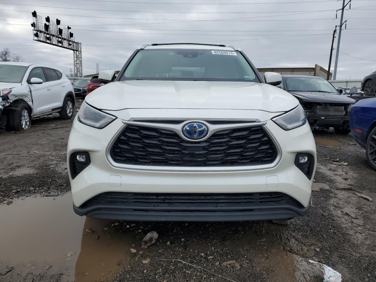 5TDHBRCH6MS528874 TOYOTA HIGHLANDER 2021
