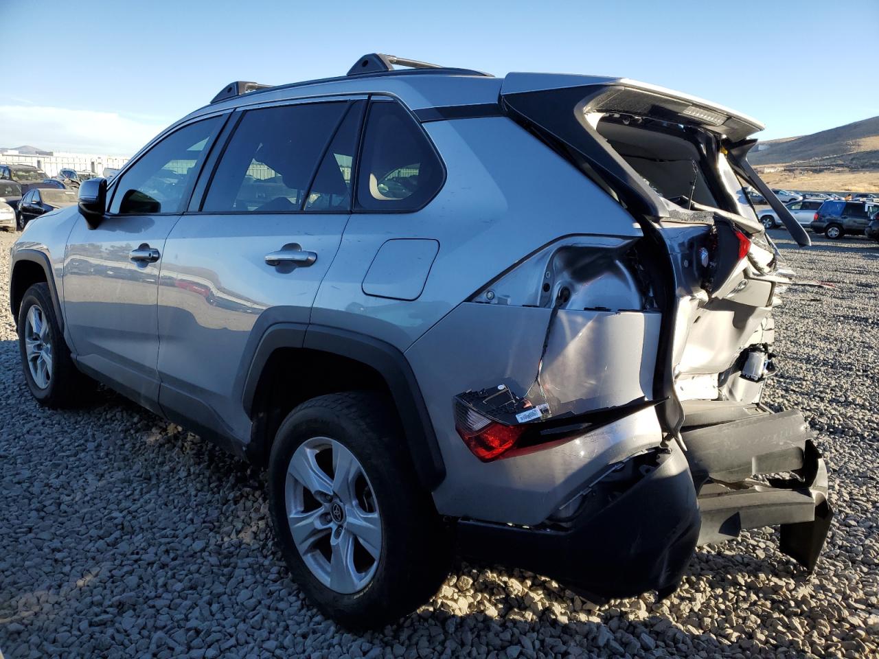 2T3P1RFV4MC217718 TOYOTA RAV4 2021