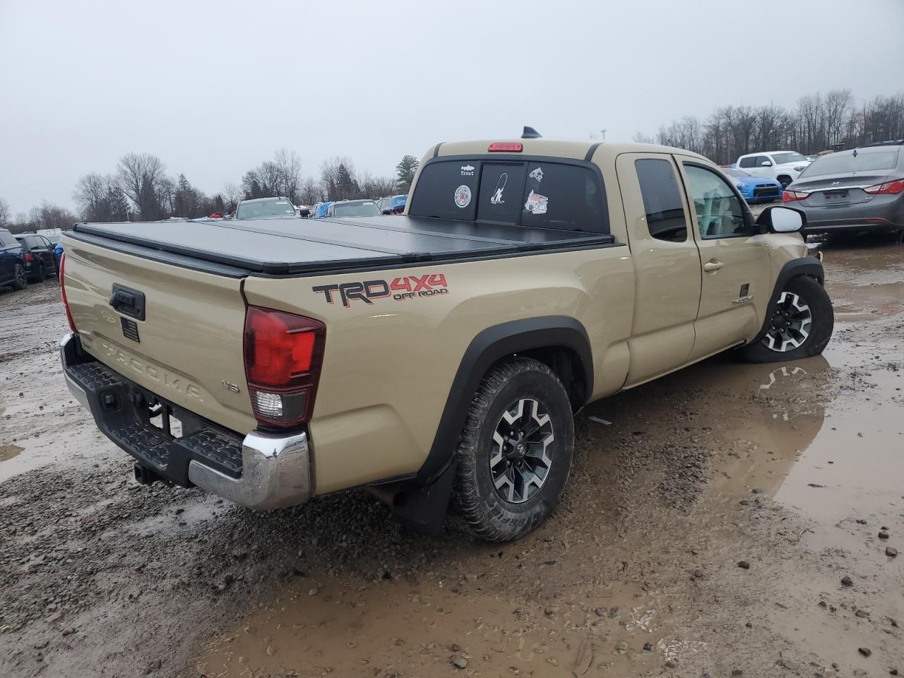 5TFSZ5AN5JX158736 TOYOTA TACOMA 2018