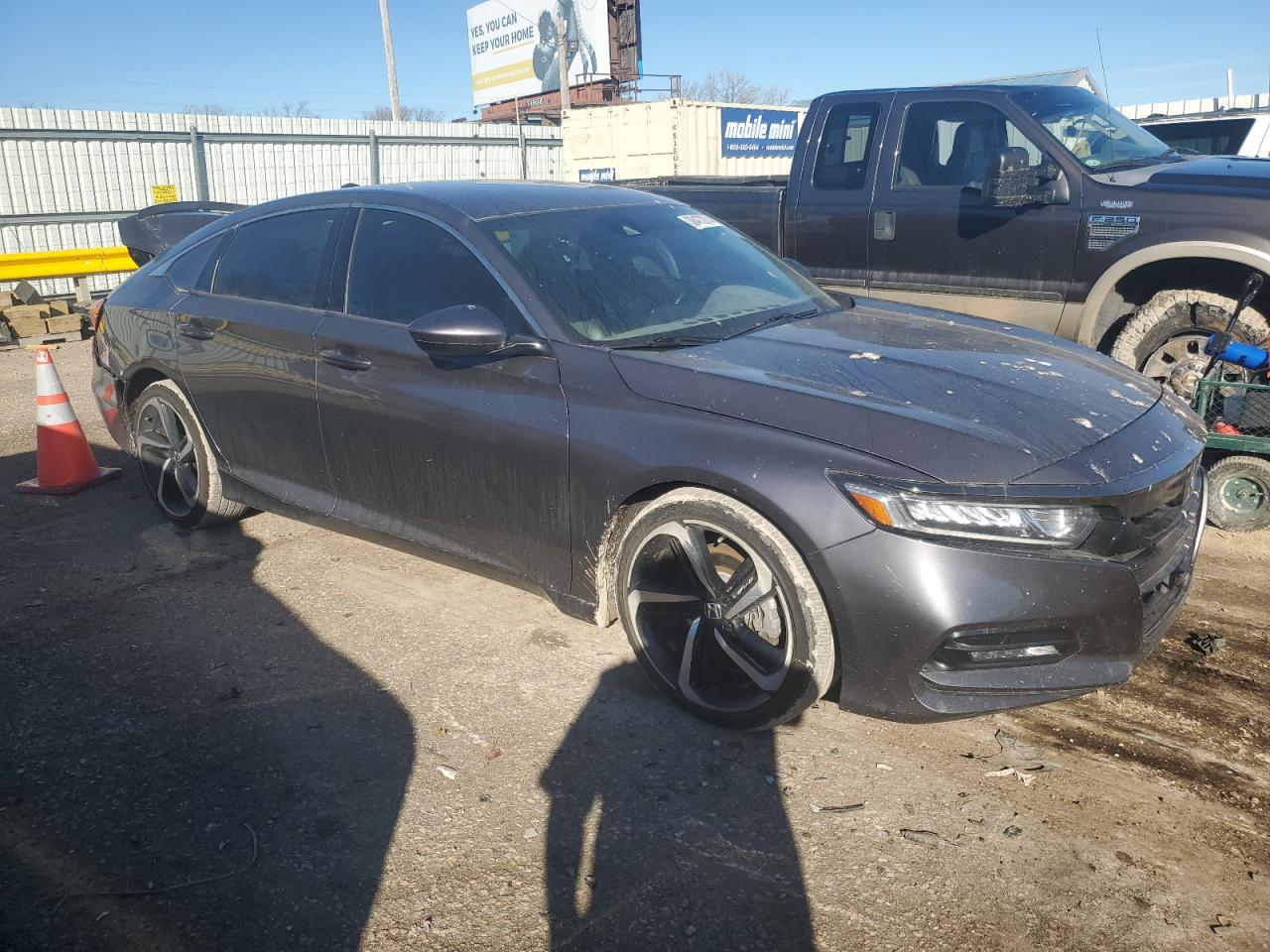 1HGCV1F37JA076642 HONDA ACCORD 2018