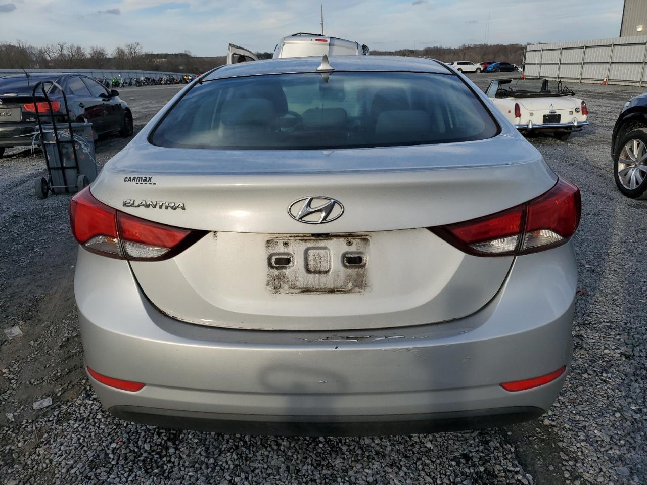 KMHDH4AE7EU163218 2014 Hyundai Elantra Se