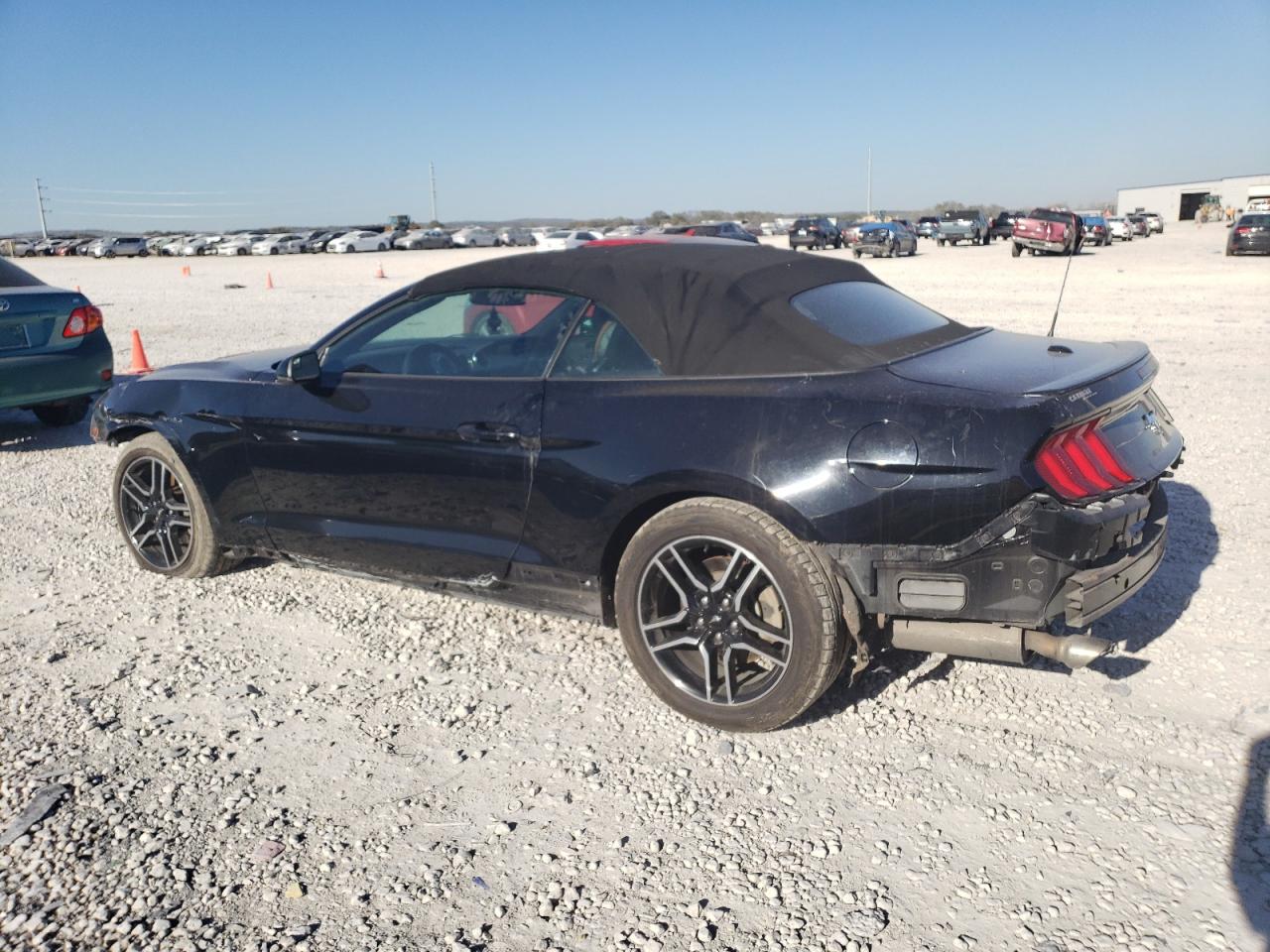 1FATP8UH2J5115250 FORD ALL Models 2018