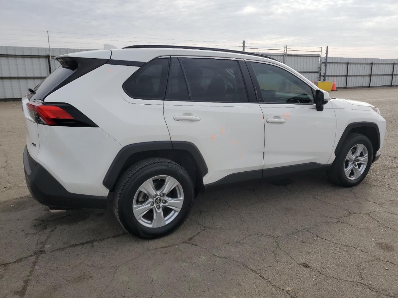 JTMW1RFV7KD513644 TOYOTA RAV4 2019