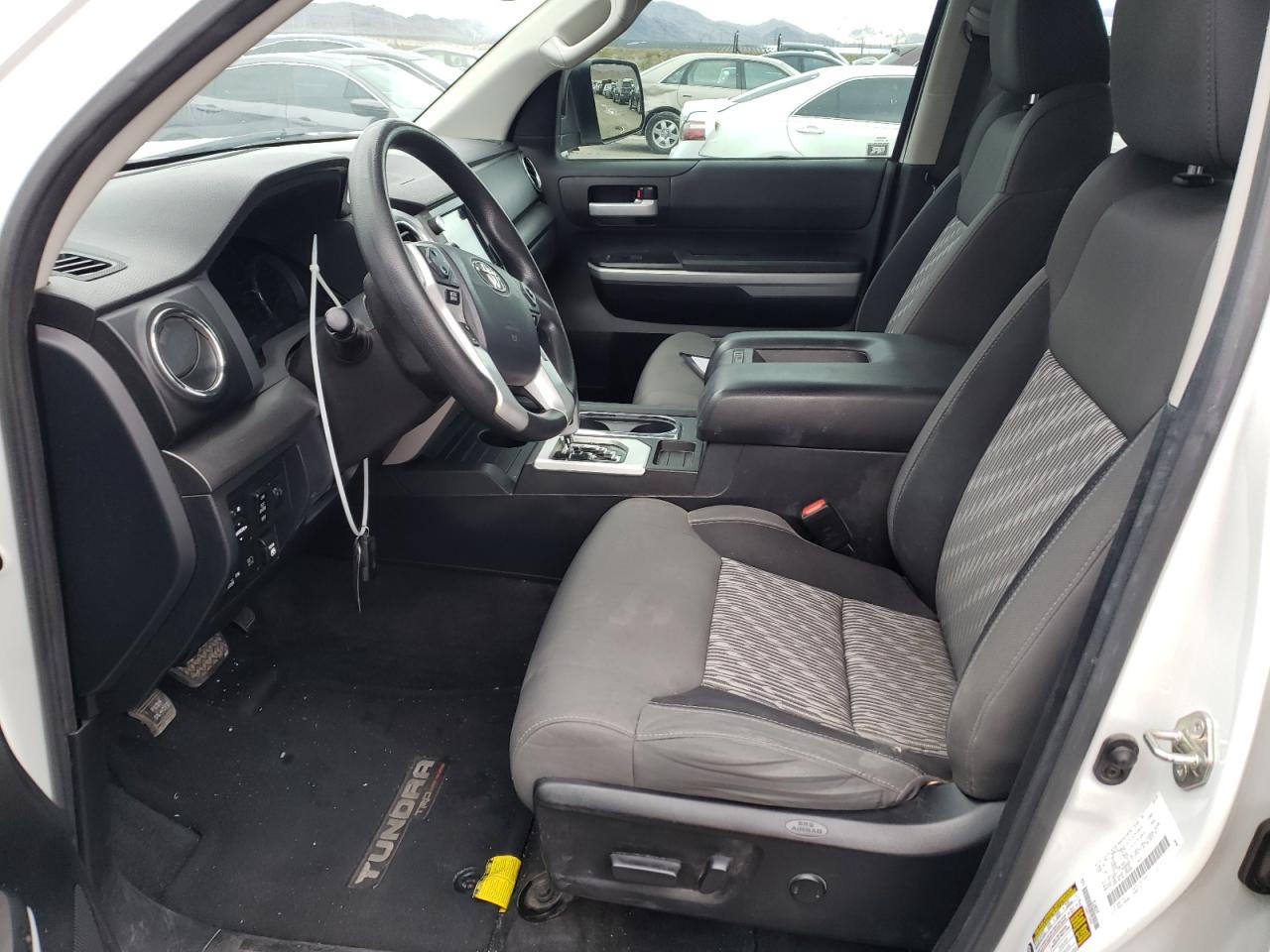 5TFEY5F18LX258905 TOYOTA TUNDRA 2020