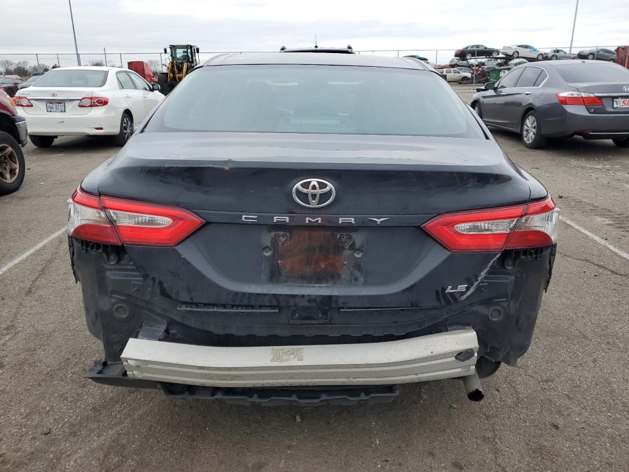 4T1B11HK3JU039138 TOYOTA CAMRY 2018