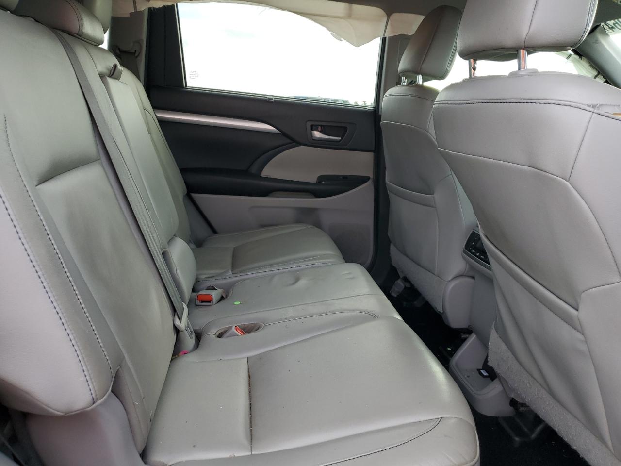 5TDJKRFH1GS326770 TOYOTA HIGHLANDER 2016