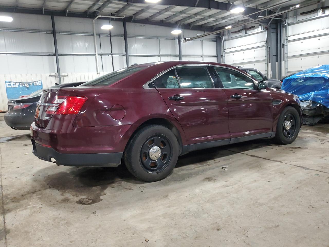 2016 Ford Taurus Police Interceptor vin: 1FAHP2MK4GG114483