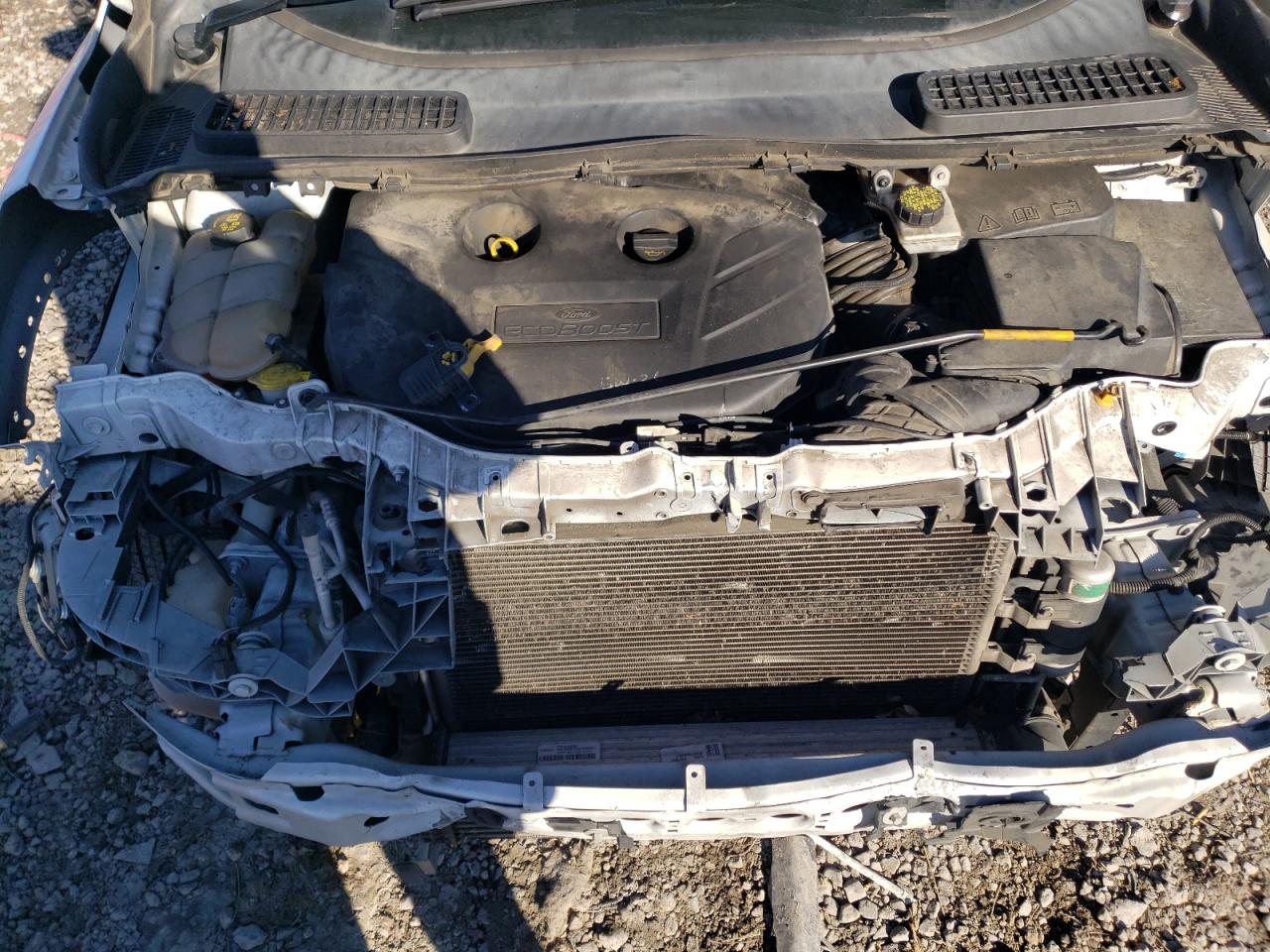 1FMCU0G92GUA54565 FORD ESCAPE 2016