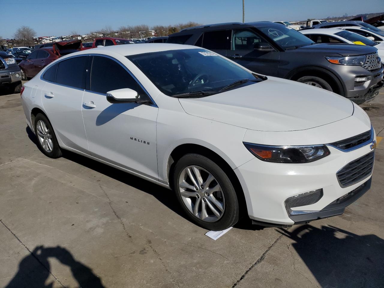 1G1ZD5ST5JF105012 2018 Chevrolet Malibu Lt