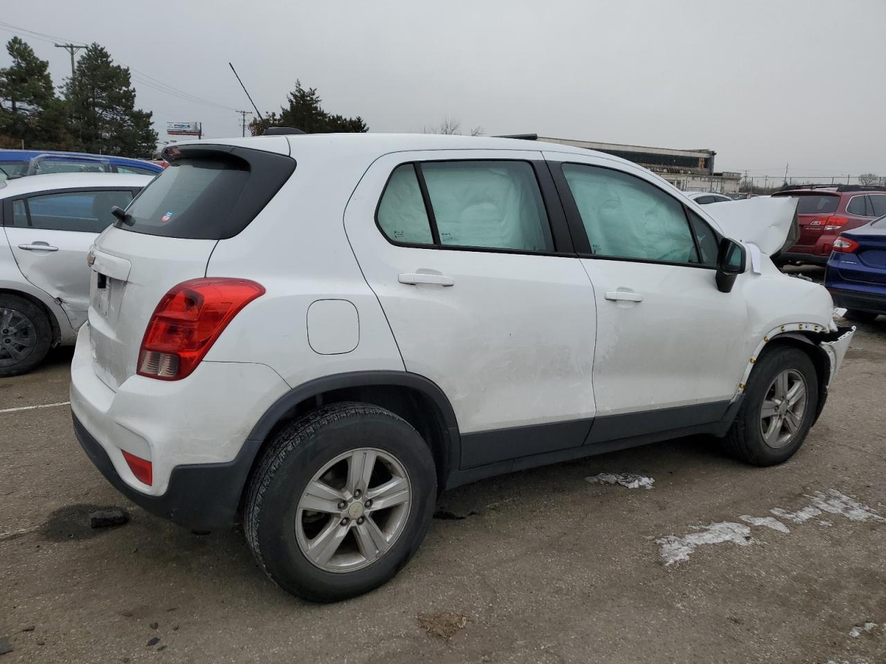 KL7CJNSM8NB501735 CHEVROLET TRAX 2022