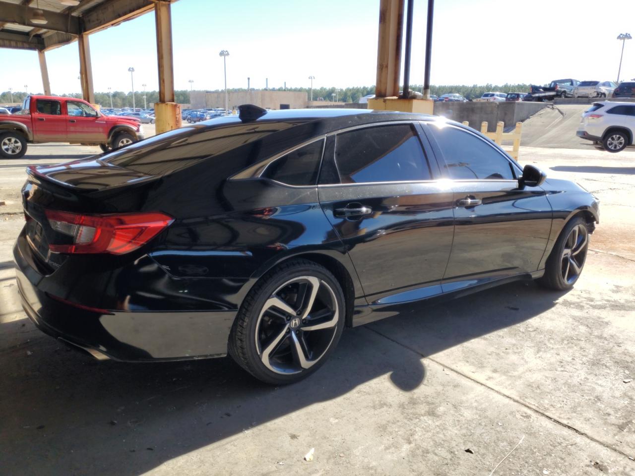 1HGCV1F39JA198922 HONDA ACCORD 2018
