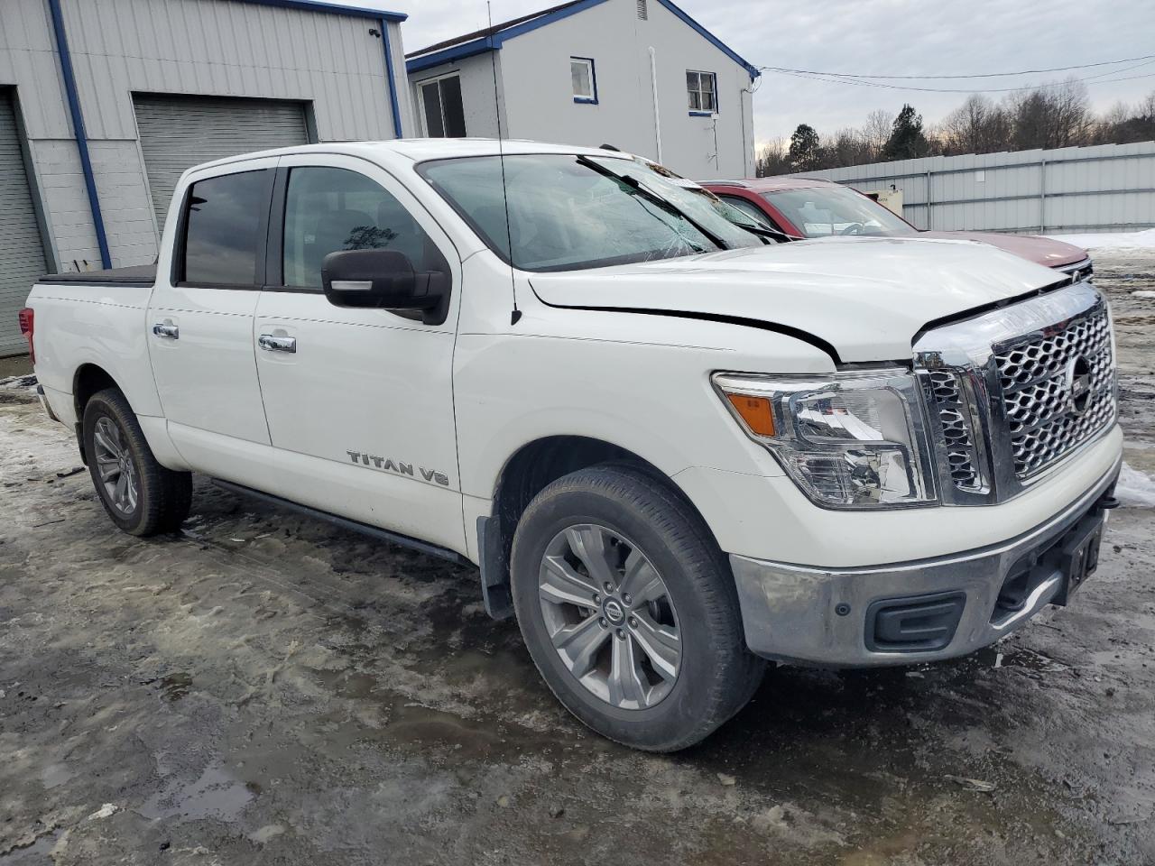 1N6AA1E51KN530346 NISSAN TITAN 2019