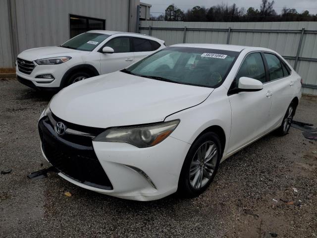 Lot #2438974155 2015 TOYOTA CAMRY LE salvage car