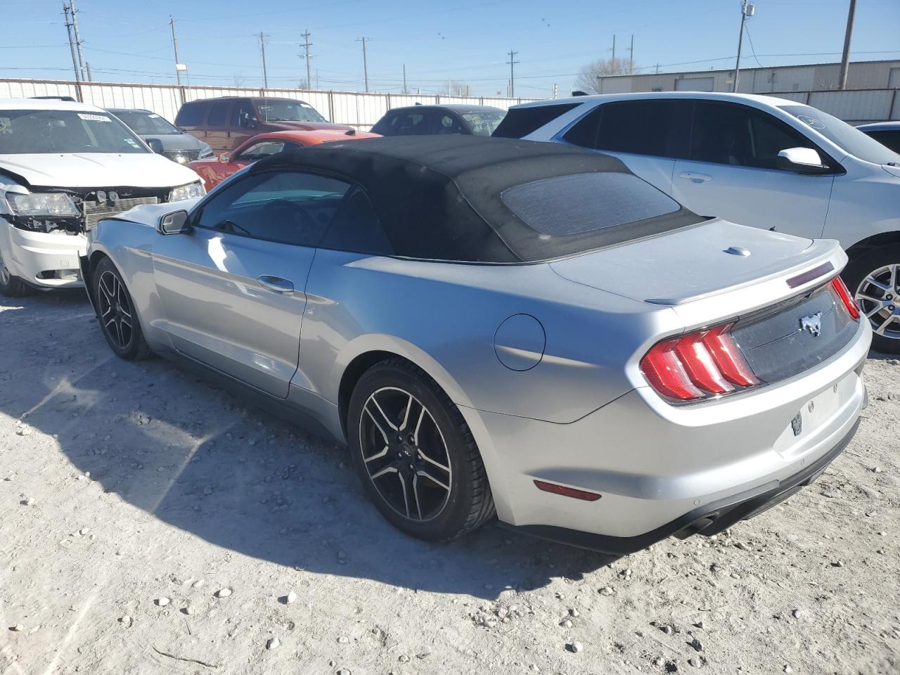1FATP8UH3J5111322 FORD ALL Models 2018