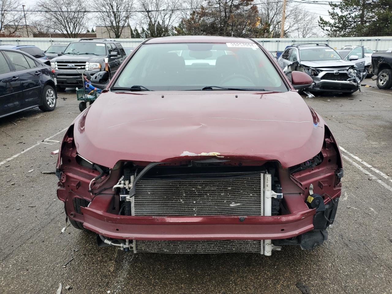 1G1PE5SB1G7182393 CHEVROLET CRUZE 2016