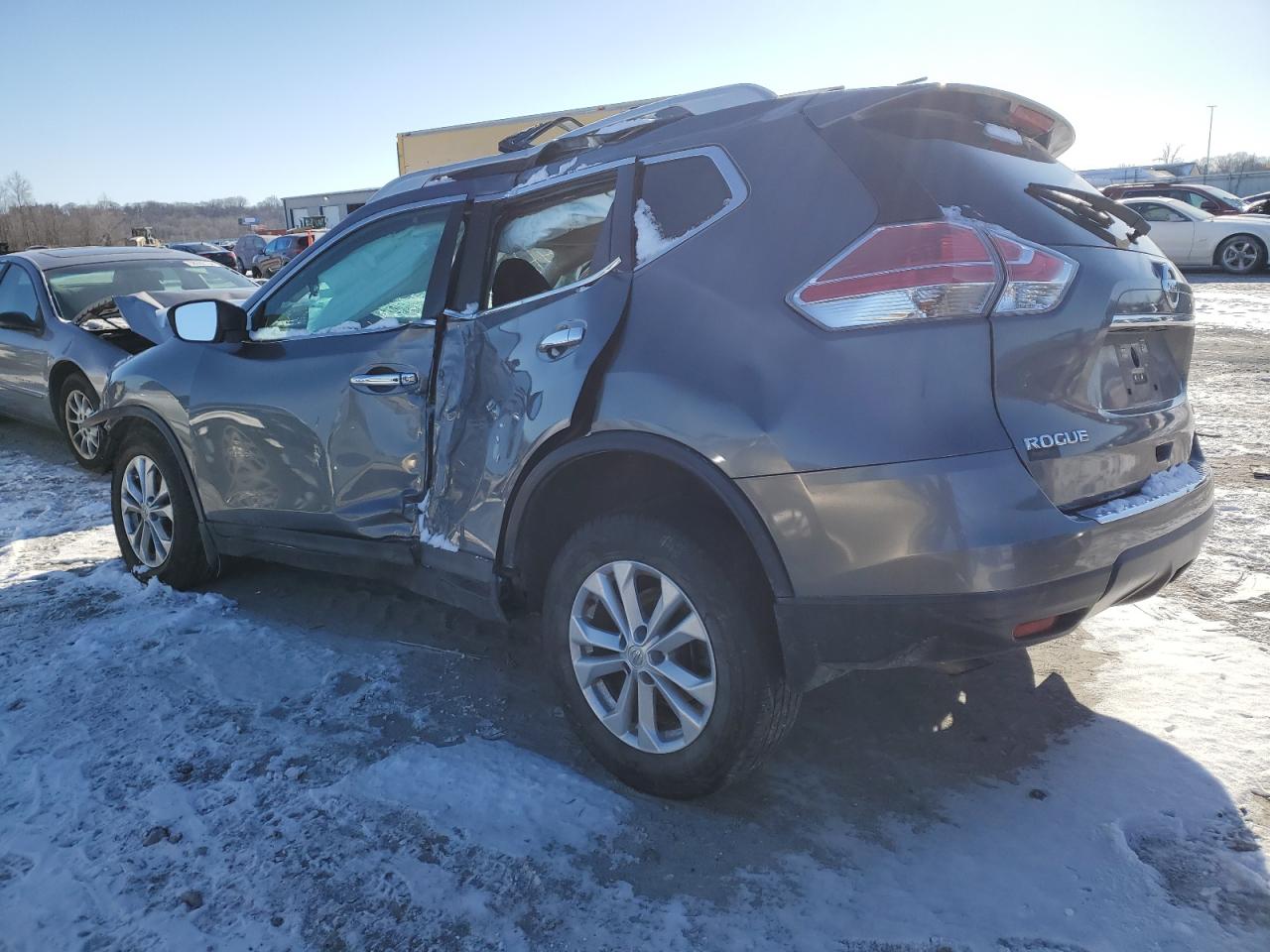 5N1AT2MT0GC882822 NISSAN ROGUE 2016