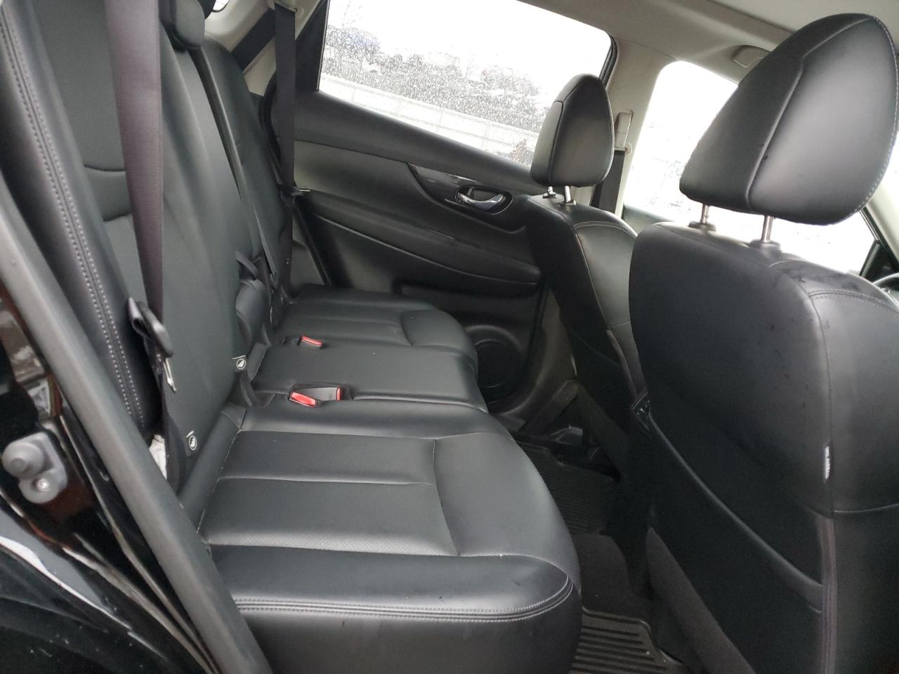 JN8AT2MV4JW326772 NISSAN ROGUE 2018