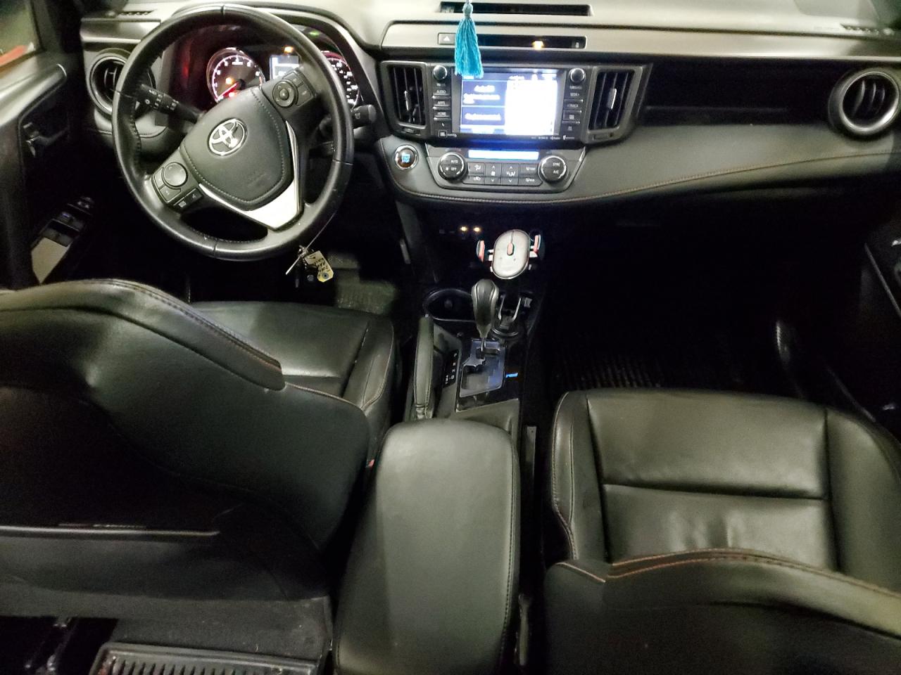 JTMJFREV5GJ068391 TOYOTA RAV4 2016