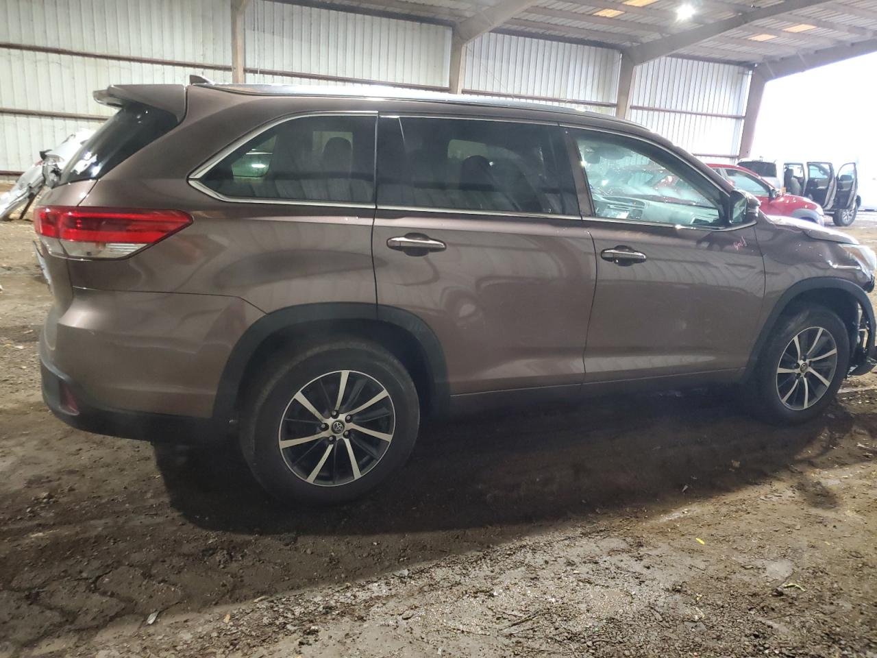 5TDKZRFH9HS204112 TOYOTA HIGHLANDER 2017