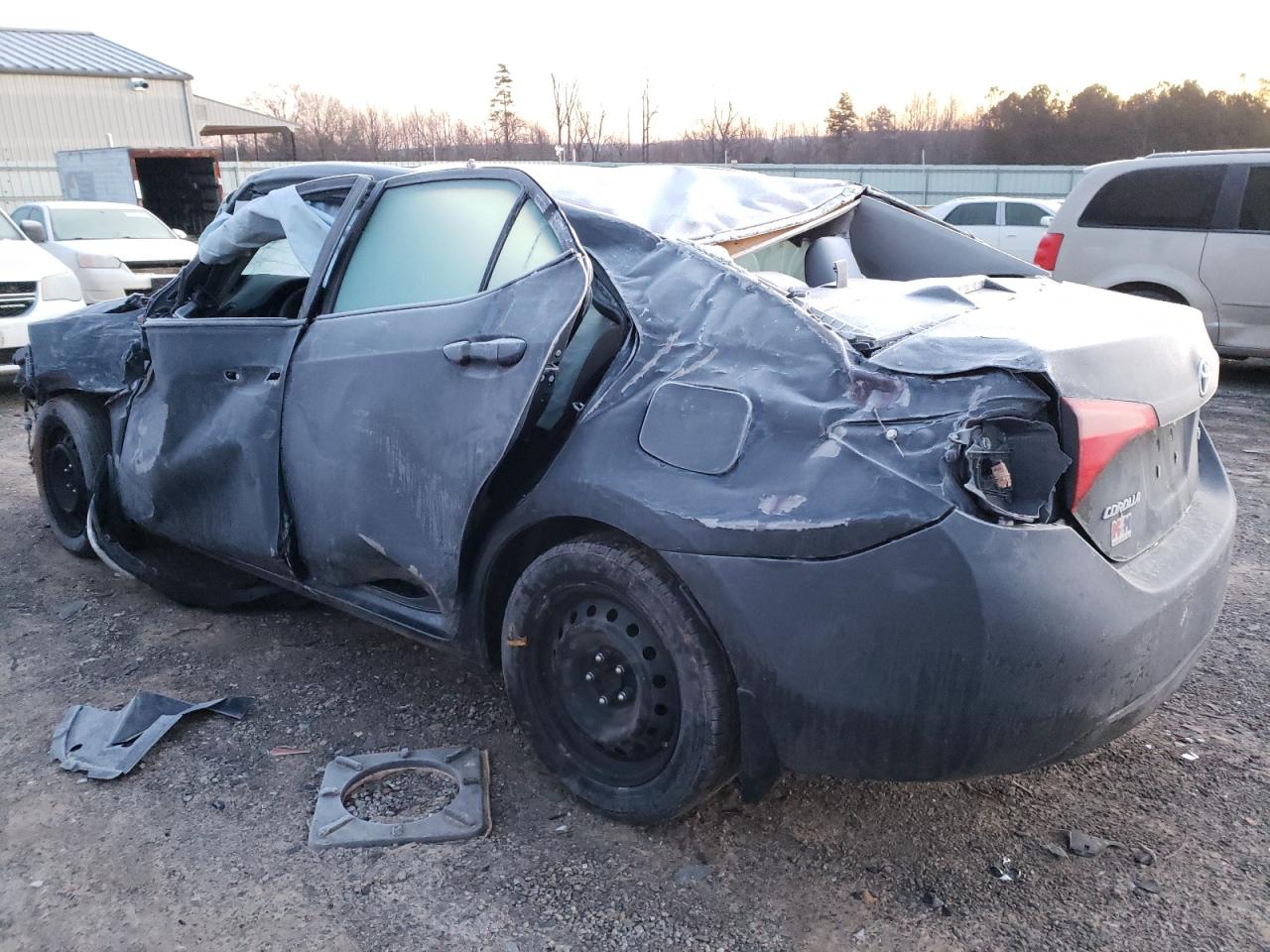 2T1BURHE7JC083483 TOYOTA COROLLA 2018
